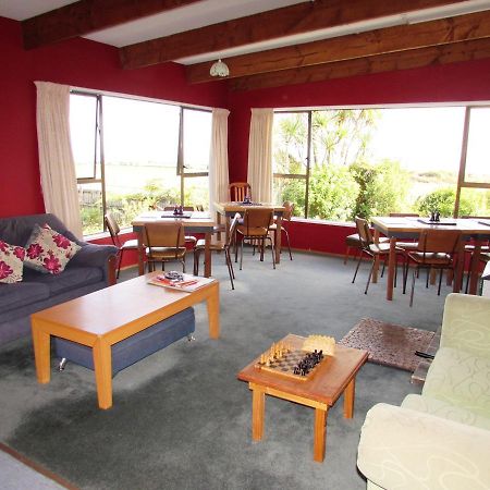 Birdsong Accommodation Хокитика Экстерьер фото