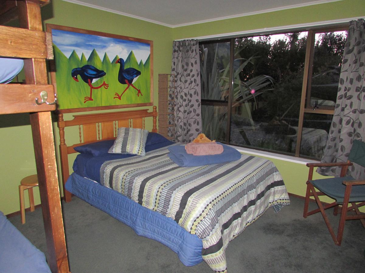 Birdsong Accommodation Хокитика Экстерьер фото