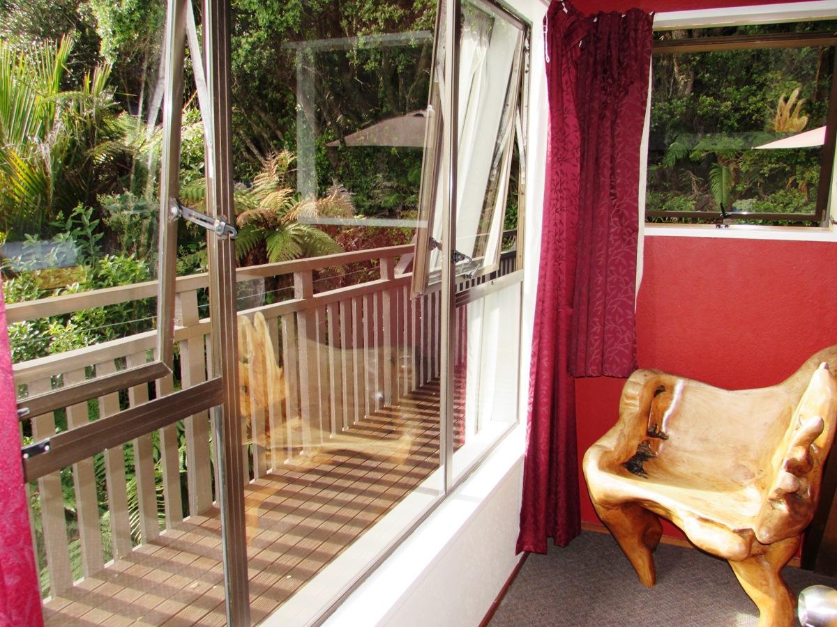 Birdsong Accommodation Хокитика Экстерьер фото