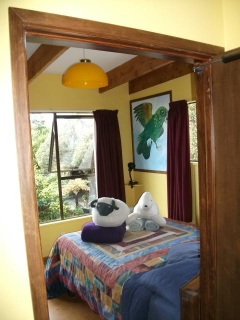 Birdsong Accommodation Хокитика Экстерьер фото